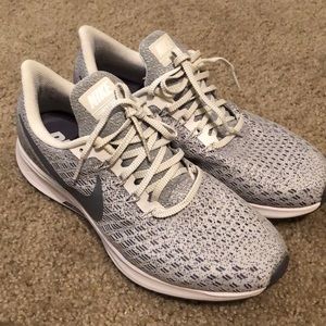 *SOLD*Nike running shoes